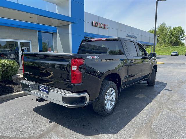 Used 2024 Chevrolet Silverado 1500 LT AWD/4WD image 7