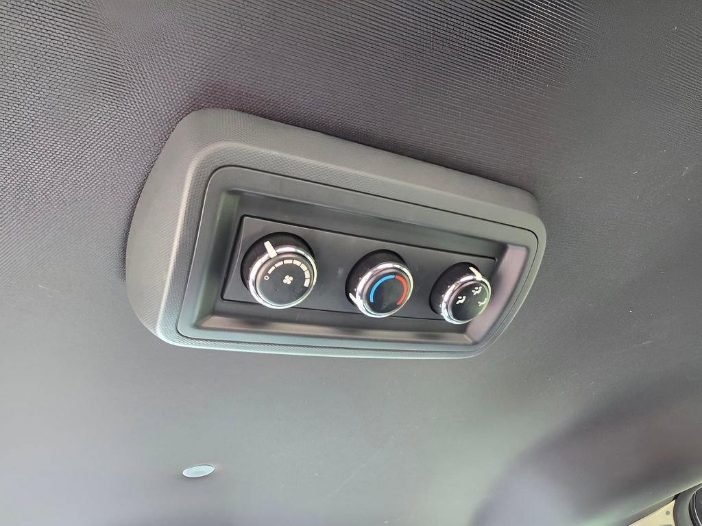 Used 2020 Dodge Grand Caravan SXT image 29