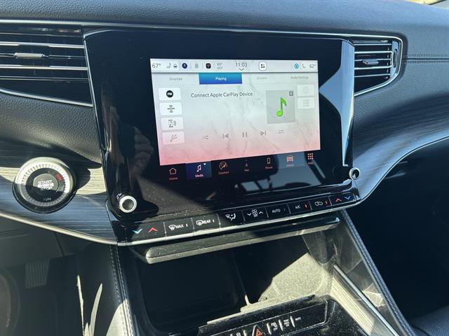 Used 2024 Jeep Wagoneer Series II w/ Flexible Seating Group image 18