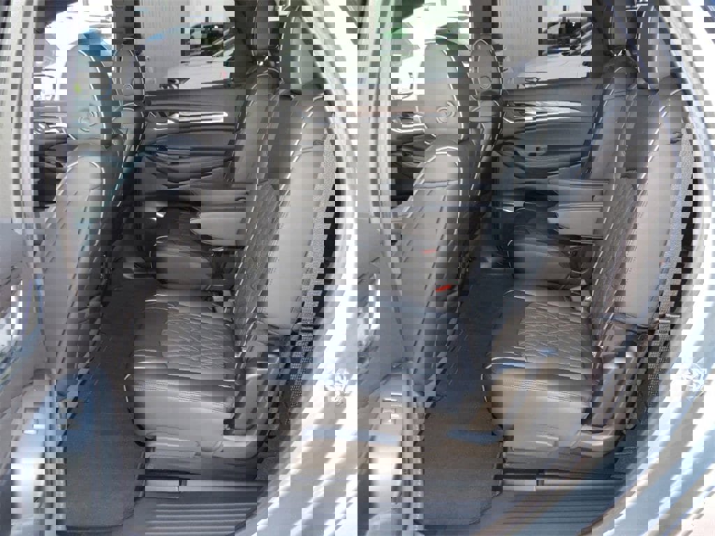 Certified 2023 Buick Enclave Avenir w/ Avenir Technology Package image 15