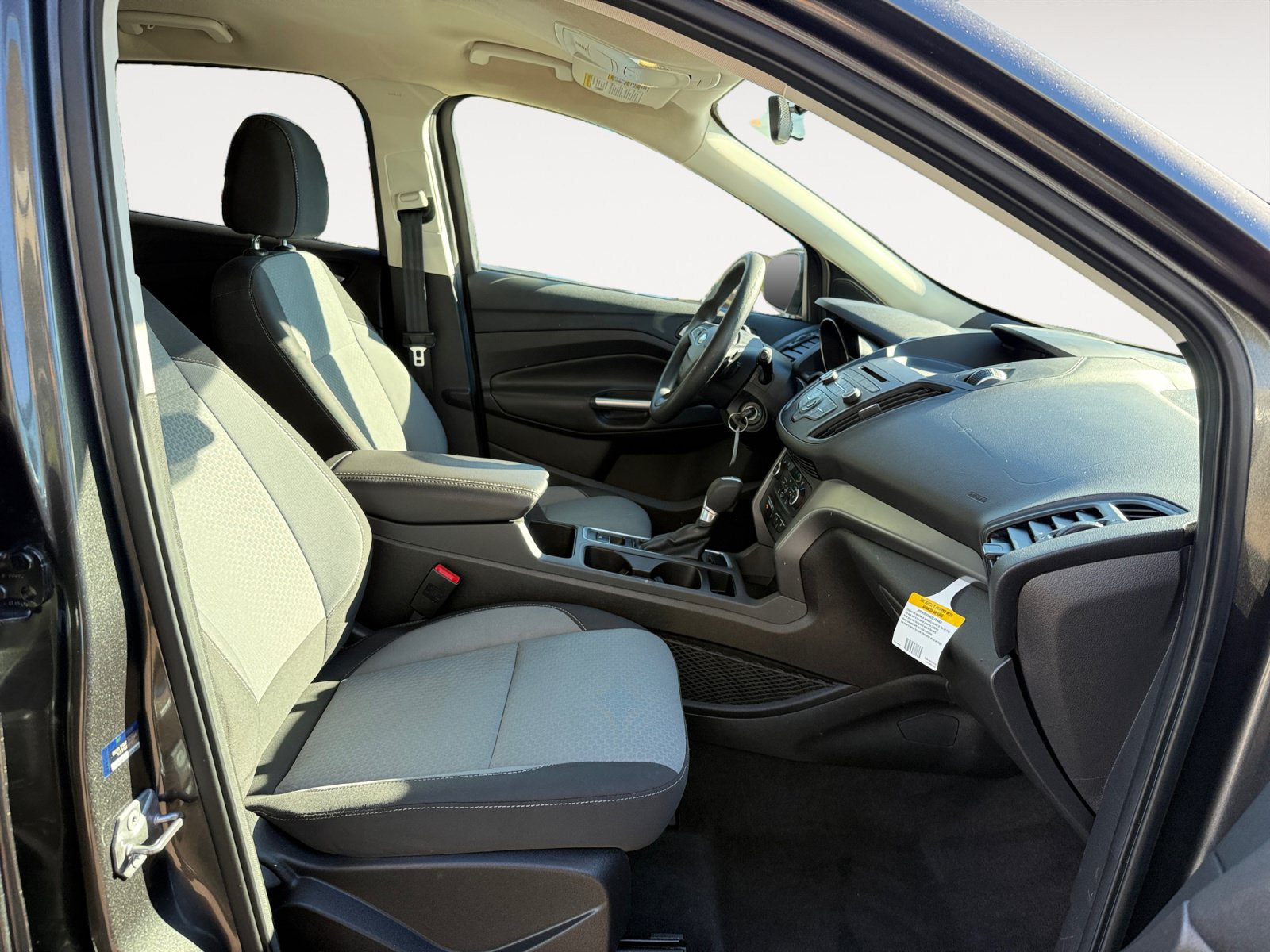 Used 2017 Ford Escape SE FWD image 19
