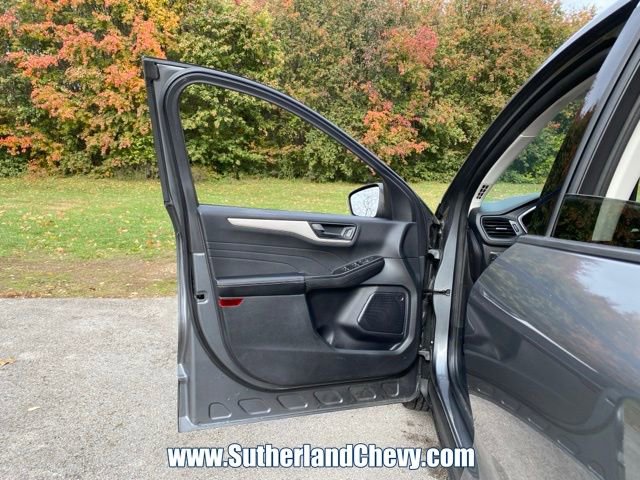 Used 2022 Ford Escape SE w/ Convenience Package AWD/4WD image 13