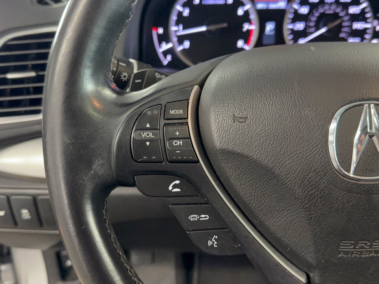 Used 2018 Acura RDX w/ Technology Package AWD/4WD image 18