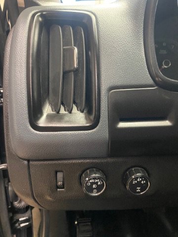 Used 2016 Chevrolet Colorado Z71 w/ Z71 Midnight Edition image 31