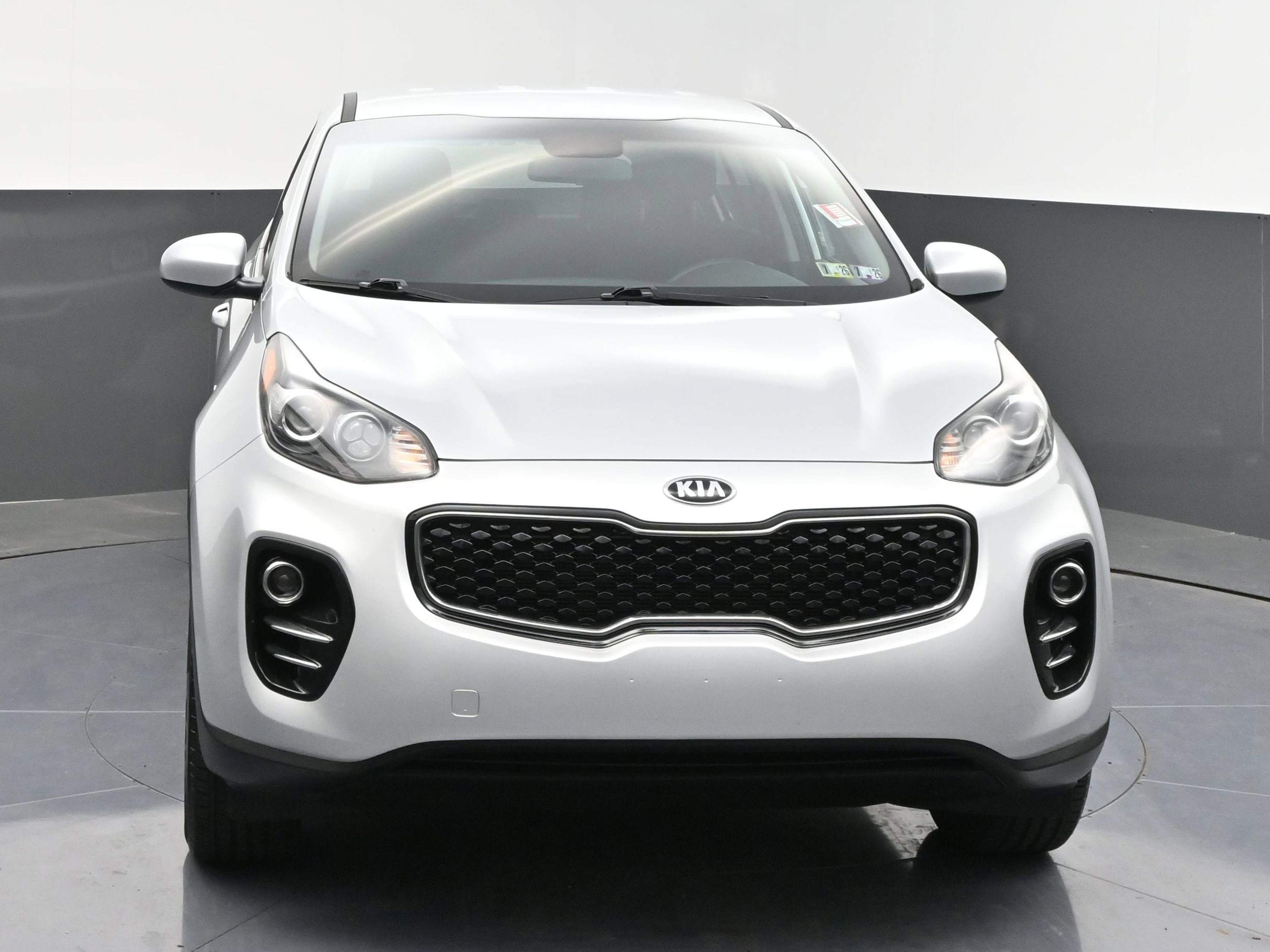 Used 2019 Kia Sportage LX AWD/4WD image 2