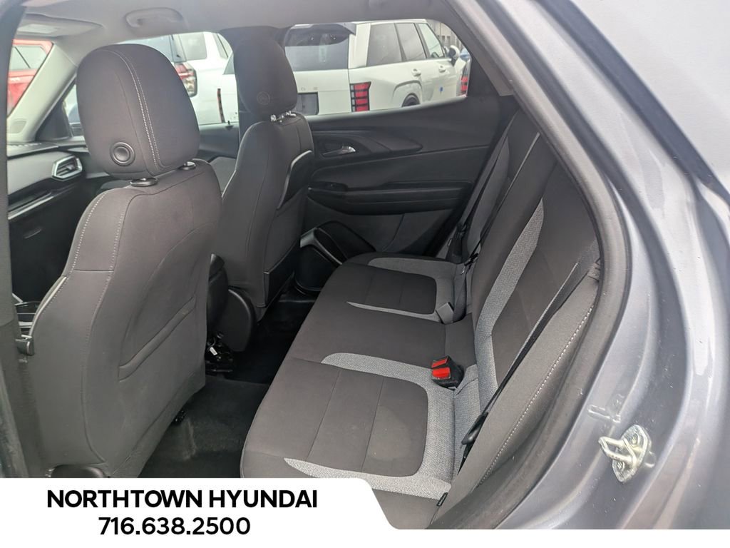 Used 2022 Chevrolet TrailBlazer LT image 30