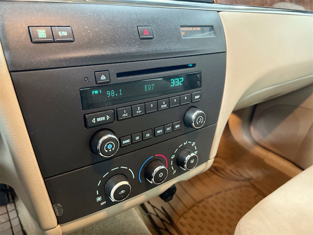 Used 2005 Buick LaCrosse CX image 14