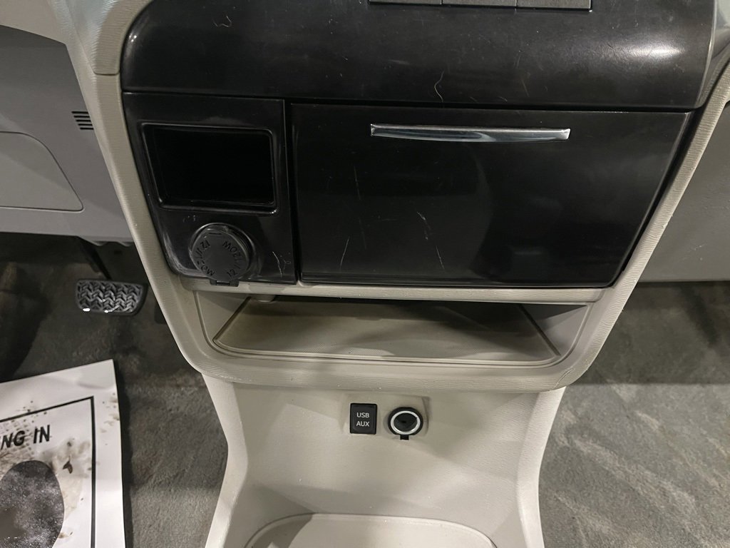 Used 2011 Toyota Sienna LE image 19