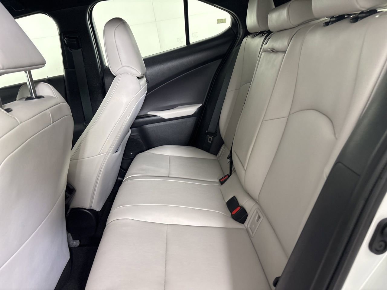 Used 2022 Lexus UX 200 w/ Accessory Package (Z1) image 20