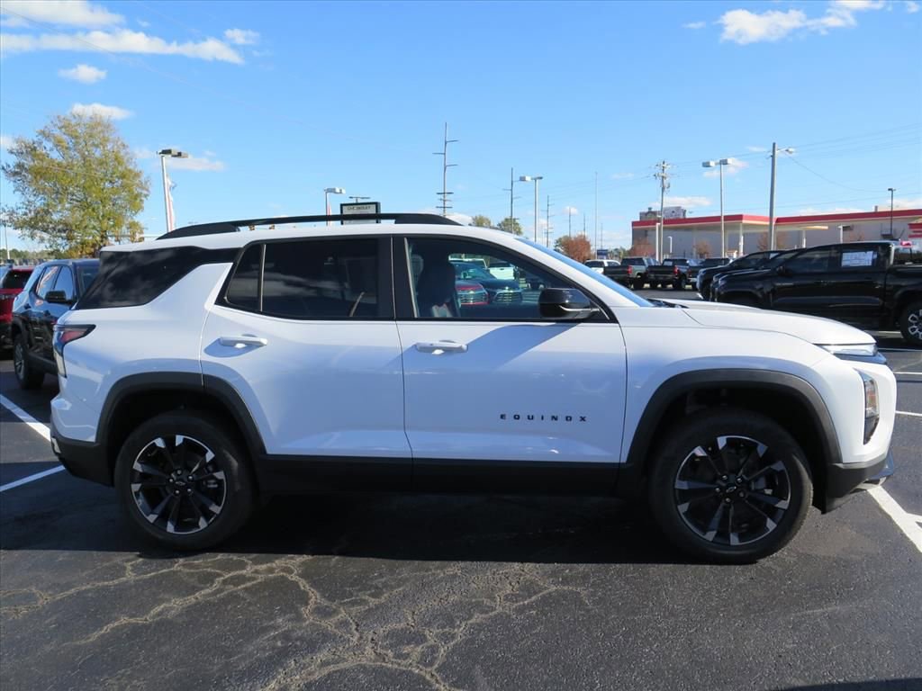 New 2026 Chevrolet Equinox RS w/ Convenience Package III image 2