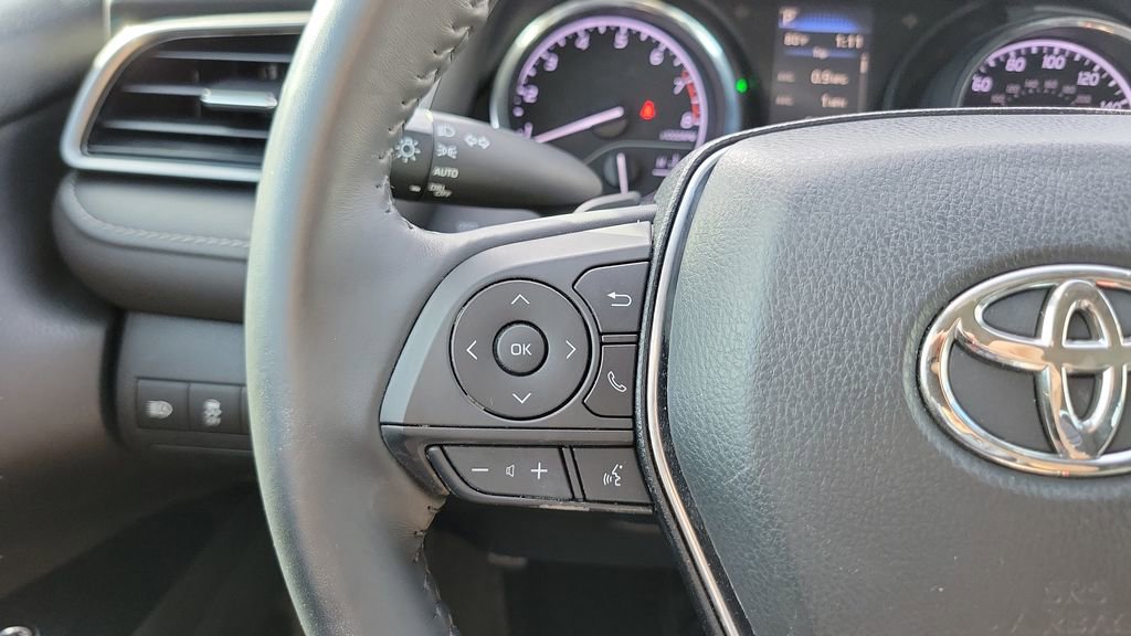 Certified 2020 Toyota Camry SE w/ Convenience Package image 21