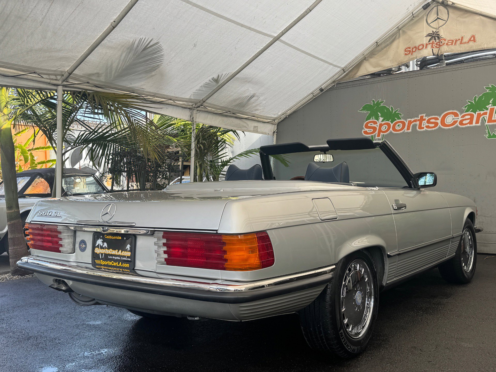 Used 1986 Mercedes-Benz 560 SL image 9