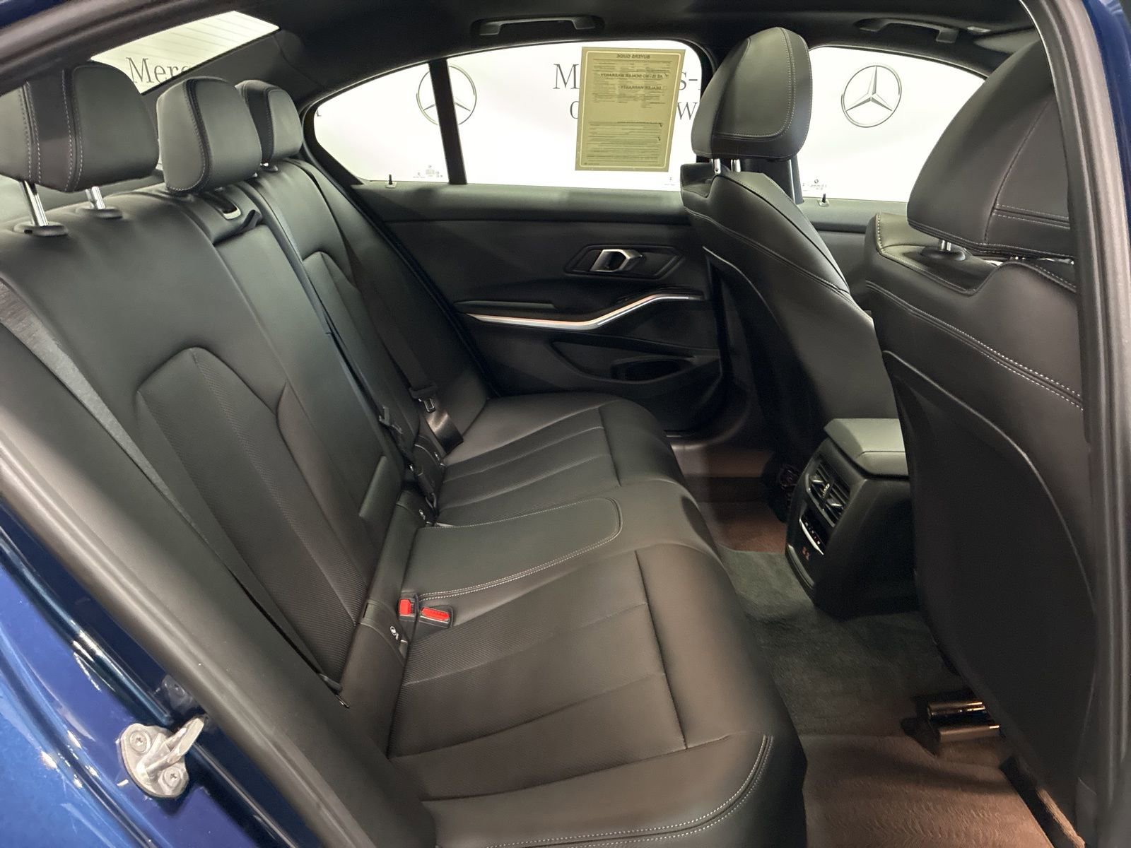 Used 2024 BMW 330i xDrive Sedan w/ Premium Package image 28