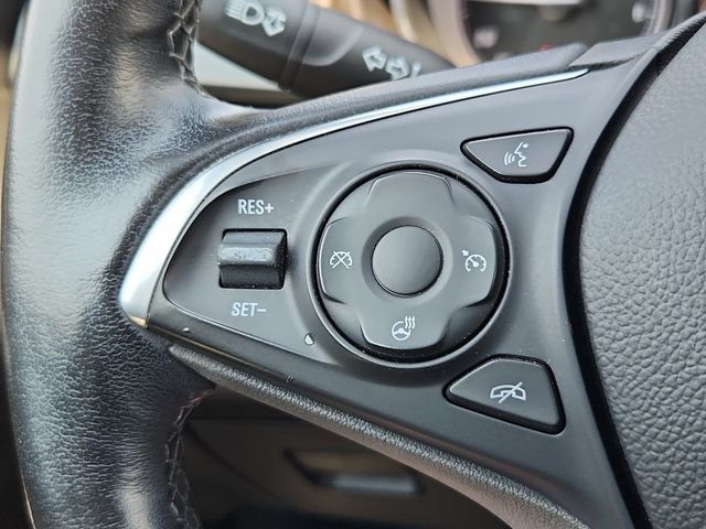 Used 2020 Buick Envision Essence FWD image 25