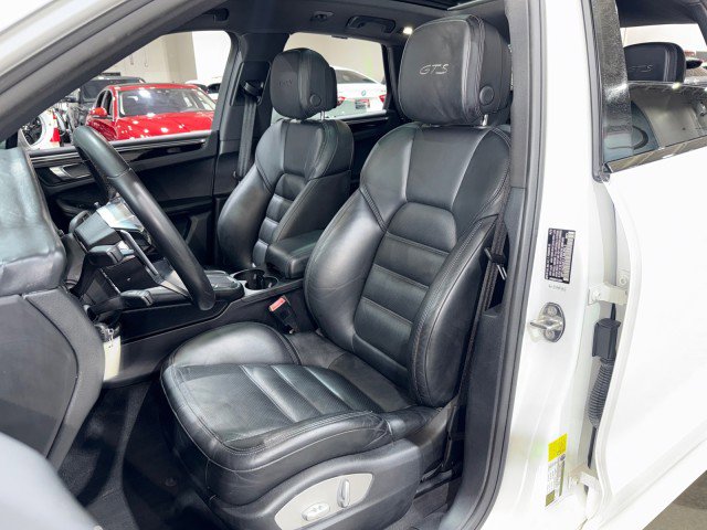 Used 2018 Porsche Macan GTS image 9