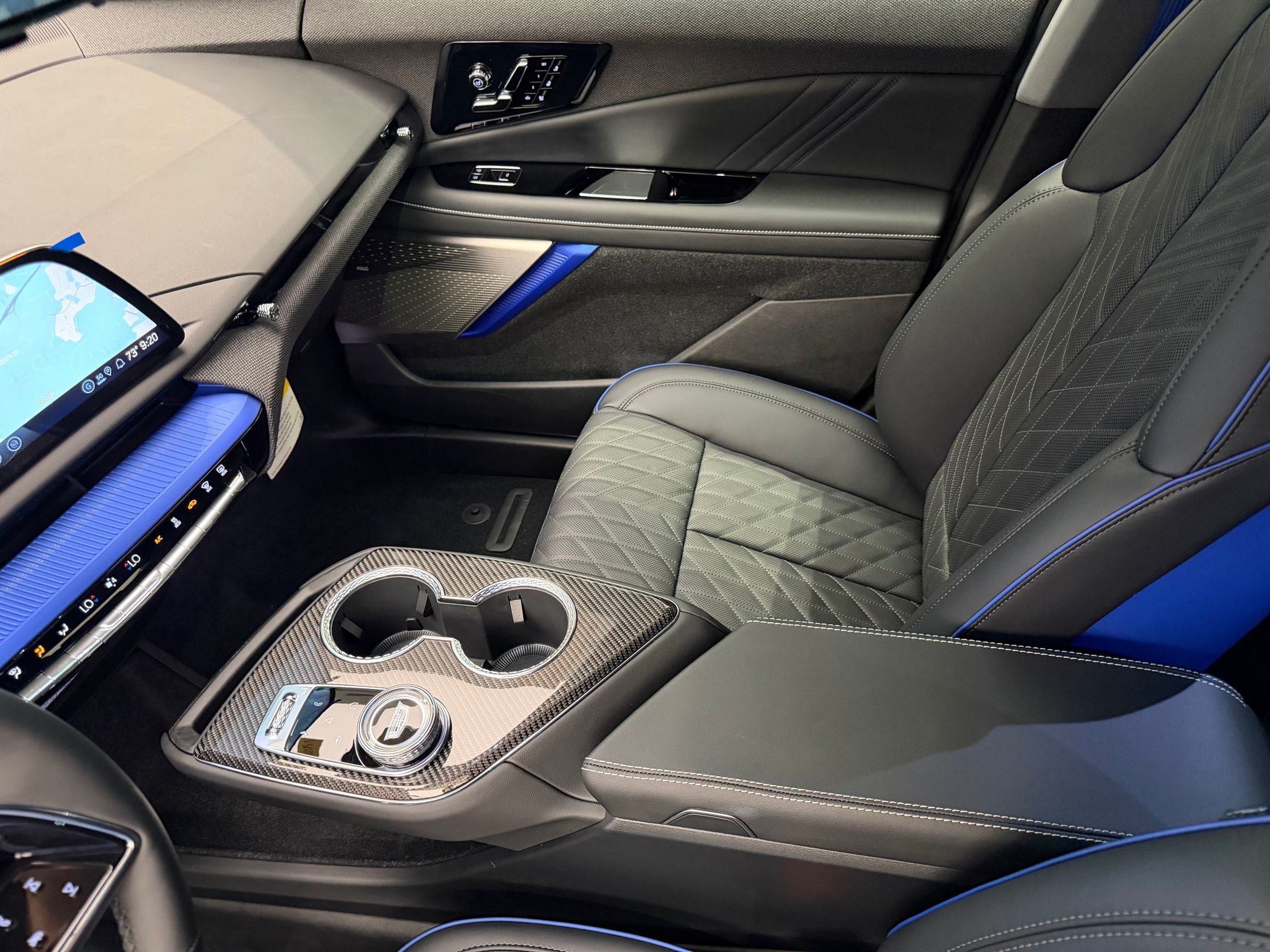 New 2027 Cadillac Optiq V w/ Deep Ocean Design Edition AWD/4WD image 21