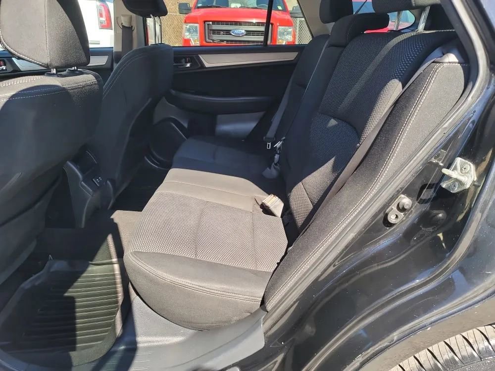 Used 2019 Subaru Outback 2.5i Premium AWD/4WD image 27