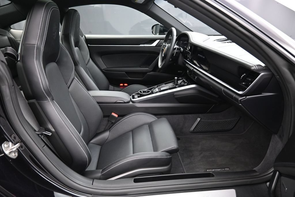 Certified 2024 Porsche 911 Carrera RWD image 27