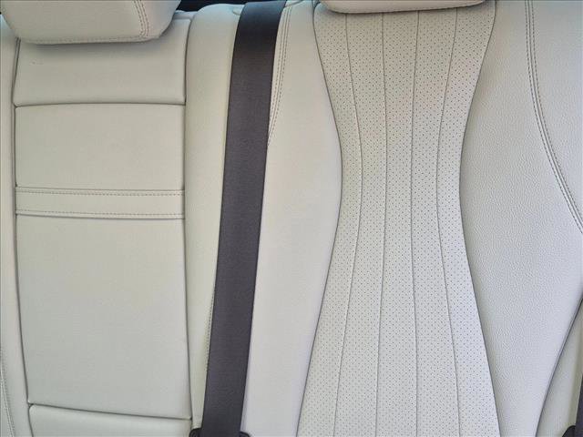 Used 2021 Mercedes-Benz E 350 Sedan image 9