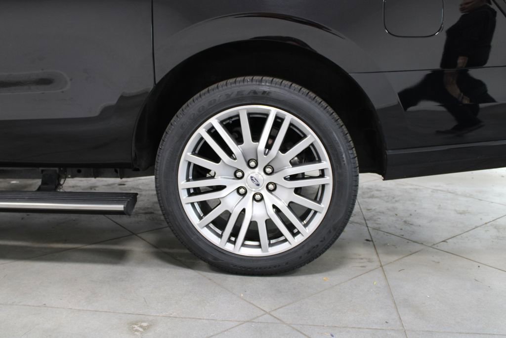 Certified 2023 Ford Expedition Max Platinum AWD/4WD image 20