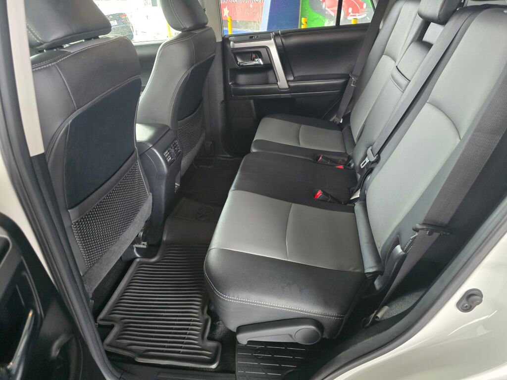 Used 2024 Toyota 4Runner SR5 Premium w/ Moonroof Package AWD/4WD image 19