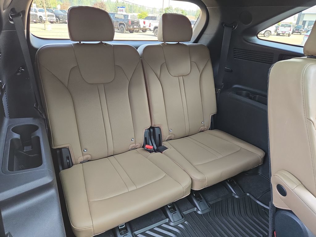 Used 2024 Kia Sorento SX Prestige w/ Olive Brown Leather Package AWD/4WD image 16