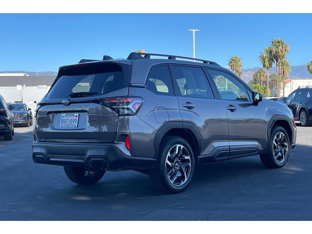Used 2025 Subaru Forester Limited image 5