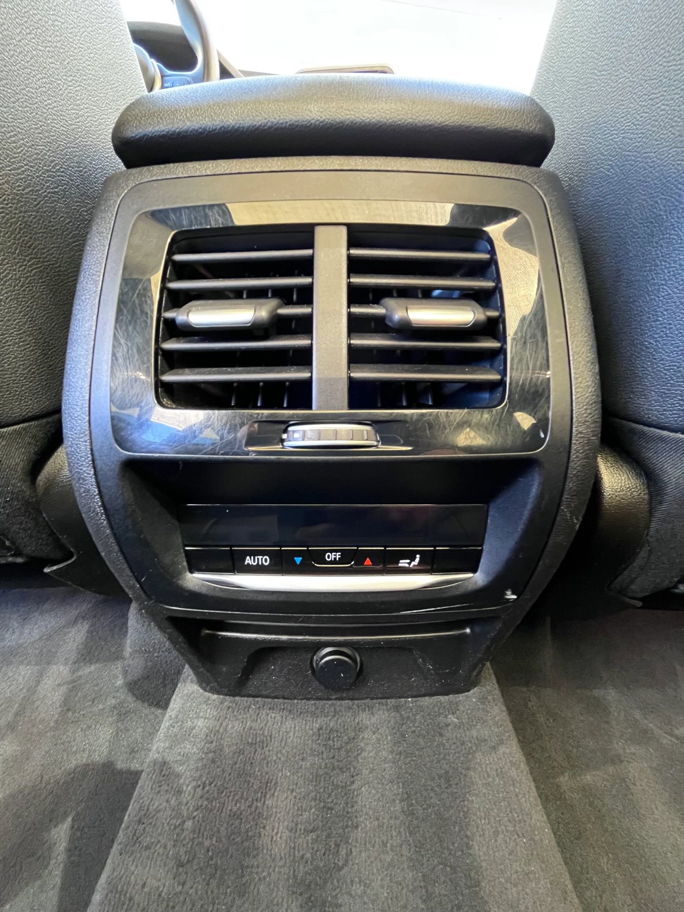 Used 2019 BMW X3 sDrive30i RWD image 17