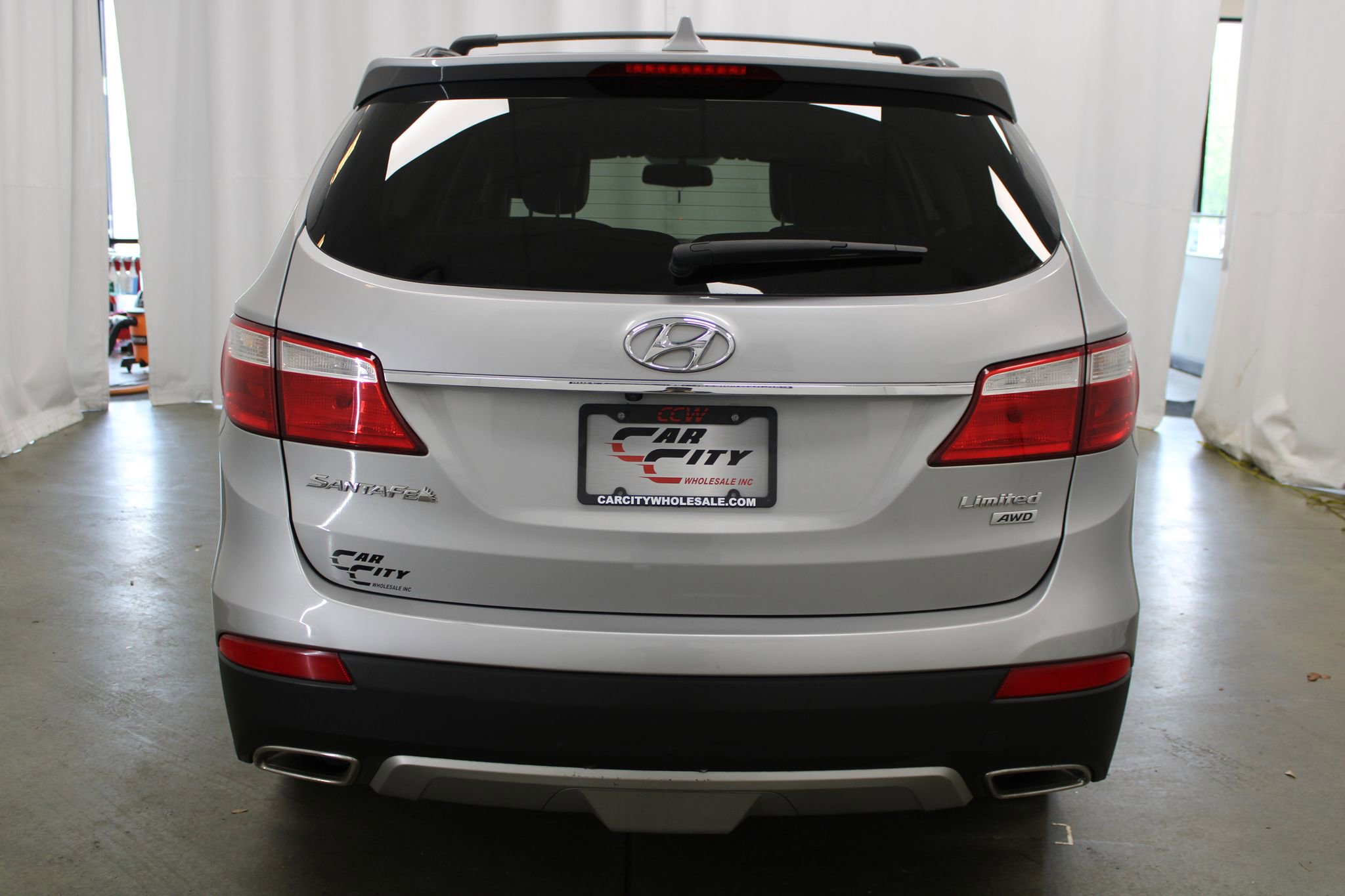 Used 2015 Hyundai Santa Fe Limited AWD/4WD image 6