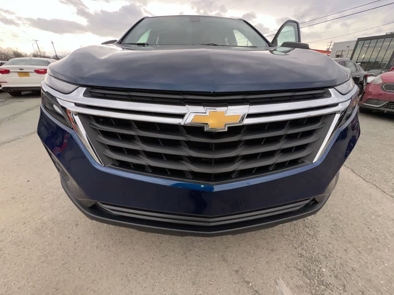 Used 2022 Chevrolet Equinox LS w/ LS Convenience Package AWD/4WD image 29