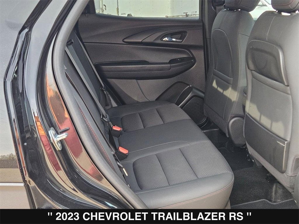 Used 2023 Chevrolet TrailBlazer RS image 27