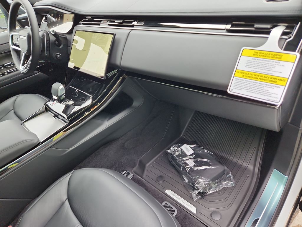 New 2026 Land Rover Range Rover Sport SE AWD/4WD image 28