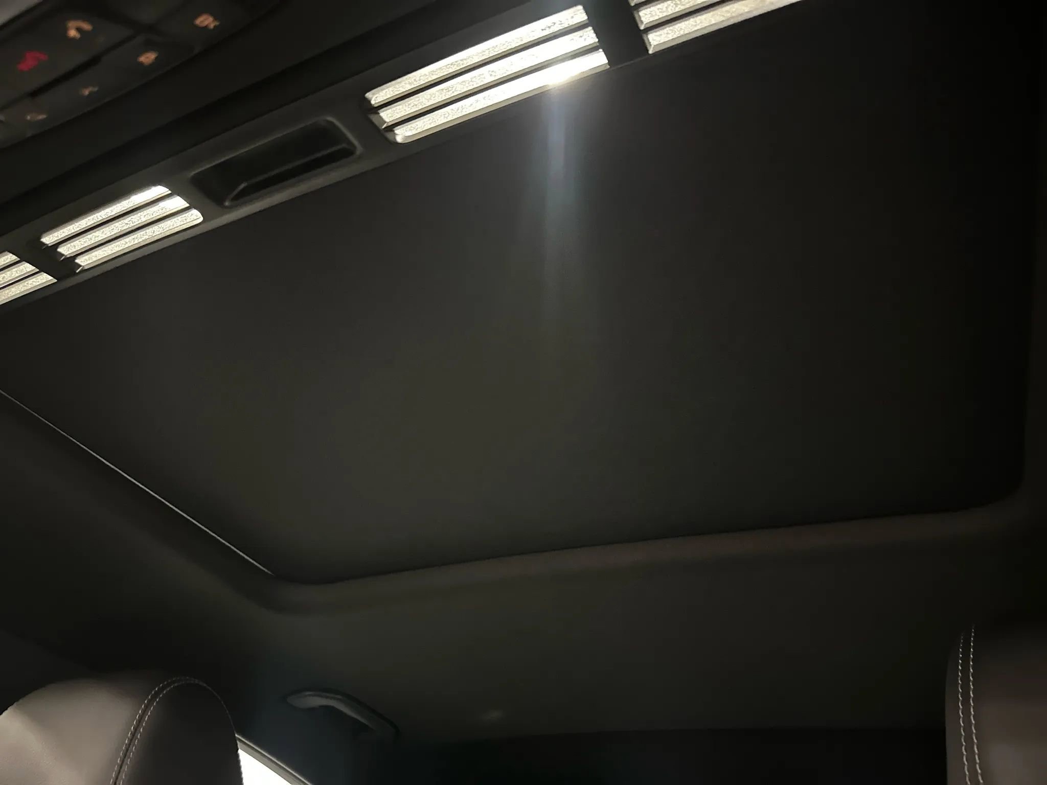 Used 2018 Mercedes-Benz GLC 300 4MATIC Coupe image 44