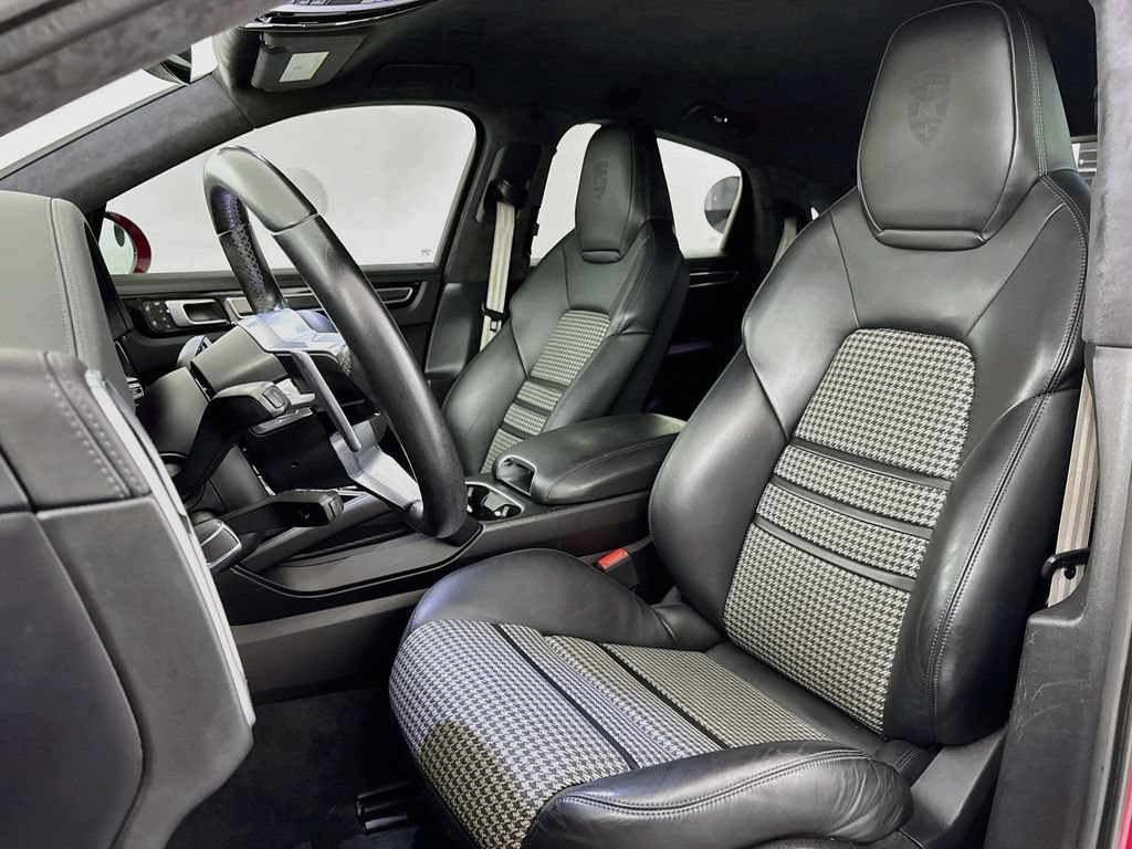 Used 2022 Porsche Cayenne GTS AWD/4WD image 20