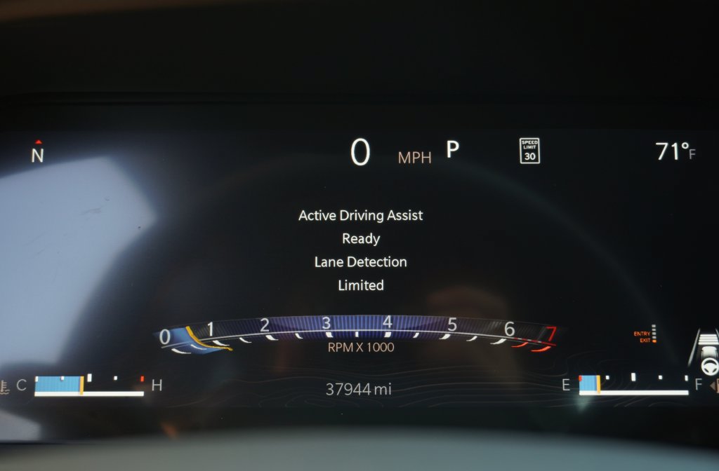 Used 2024 Jeep Grand Cherokee Summit AWD/4WD image 19
