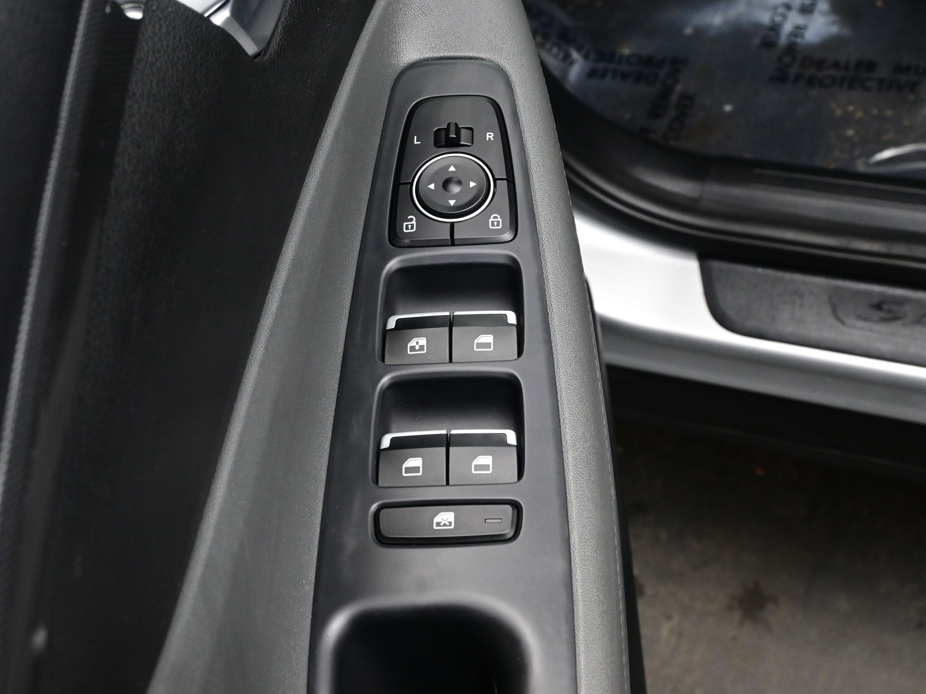 Certified 2021 Hyundai Santa Fe SE image 10