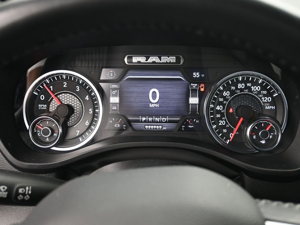 Used 2023 RAM 1500 Big Horn AWD/4WD image 10