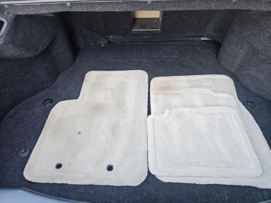 Used 2010 Cadillac DTS image 24