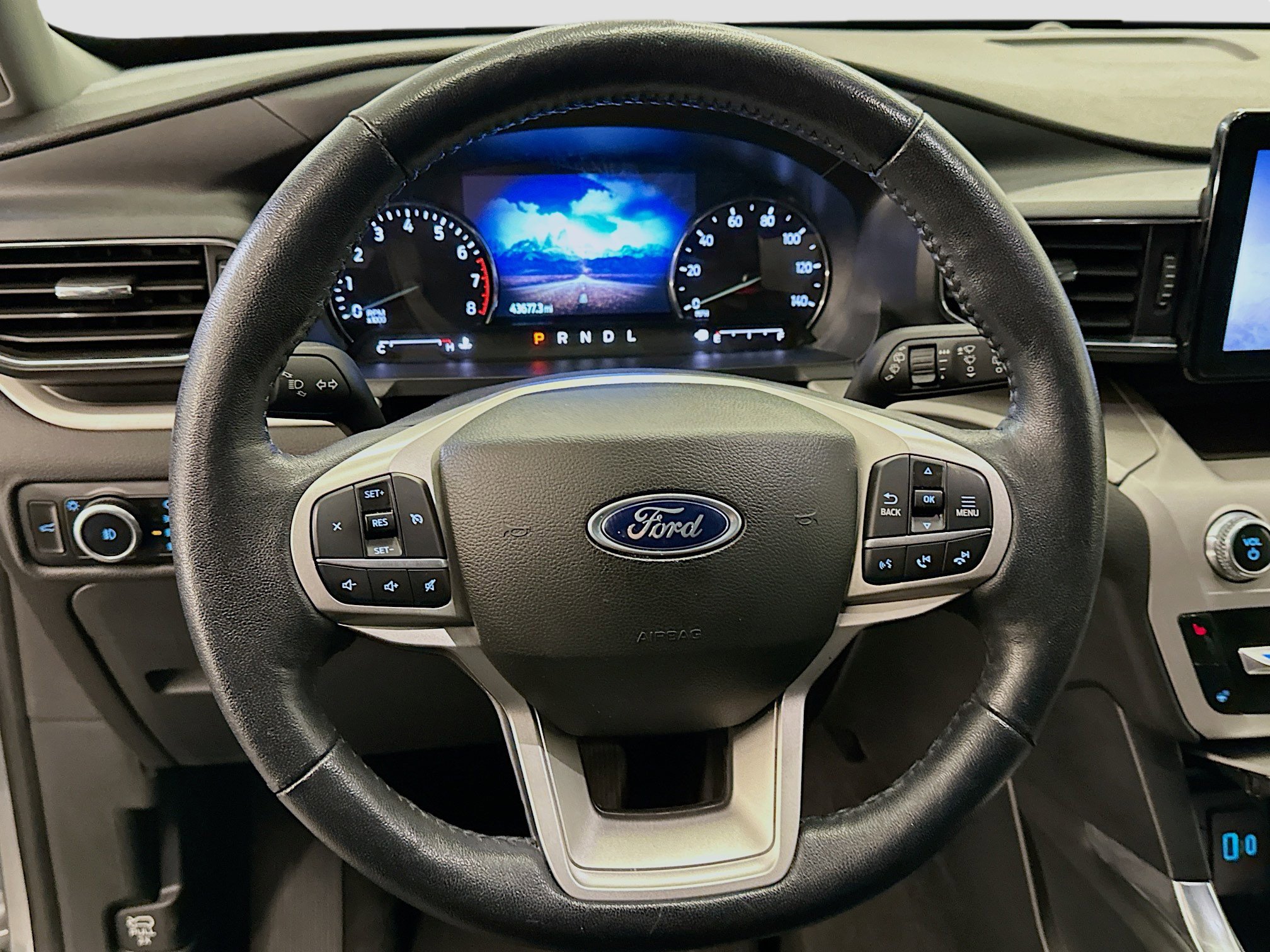 Used 2023 Ford Explorer XLT w/ Equipment Group 202A image 18