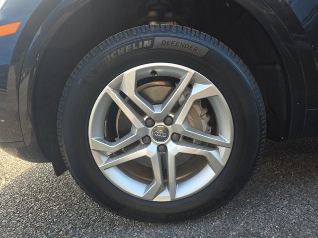 Used 2019 Audi Q5 2.0T Premium AWD/4WD image 5