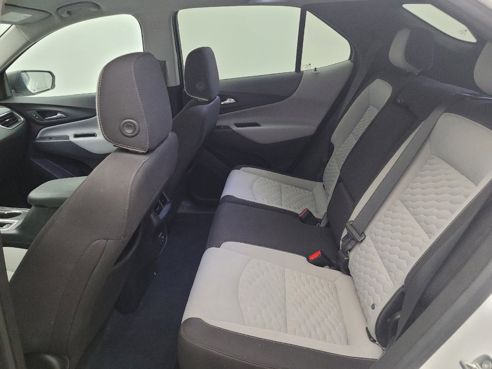 Used 2021 Chevrolet Equinox LS w/ LS Convenience Package AWD/4WD image 18