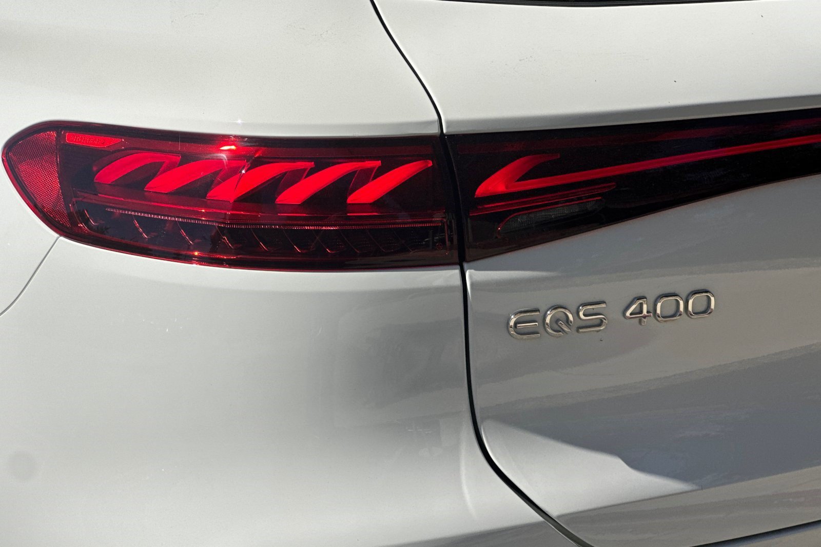 New 2027 Mercedes-Benz EQS 400 4MATIC SUV image 27