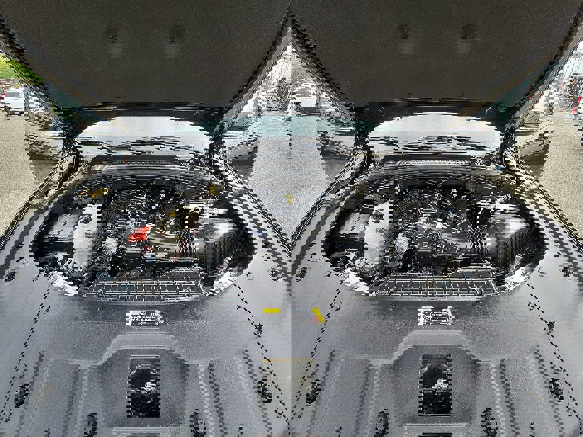 Used 2023 Jeep Grand Cherokee Limited AWD/4WD image 17