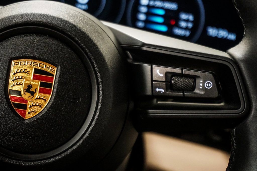 Used 2022 Porsche Taycan 4 Cross Turismo image 29