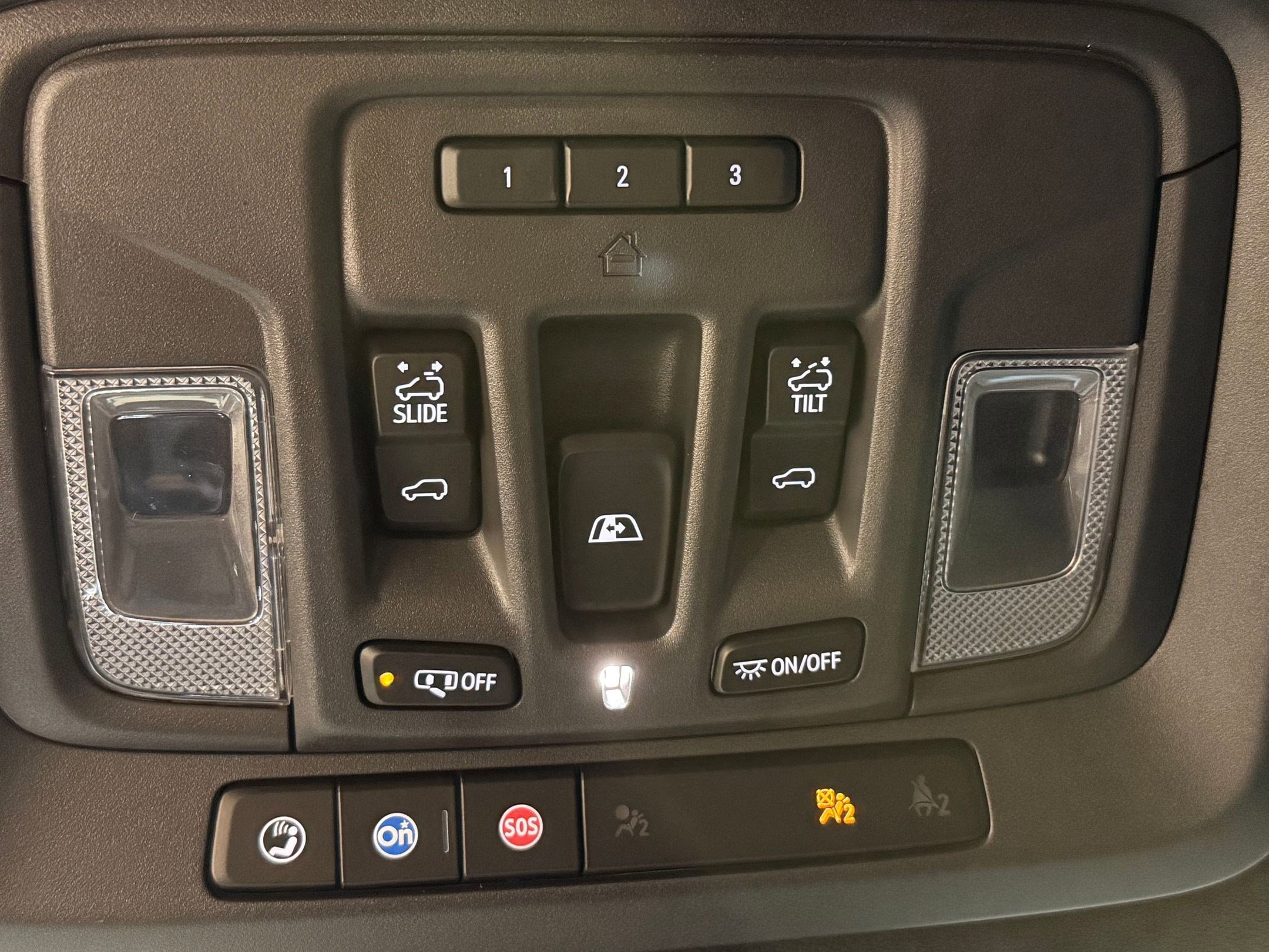 Used 2024 GMC Sierra 2500 AT4X w/ AT4X AEV Edition image 37