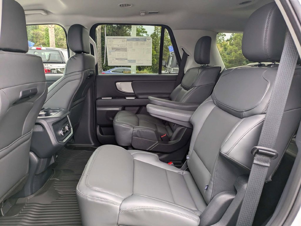 New 2027 Ford Expedition Active RWD image 15