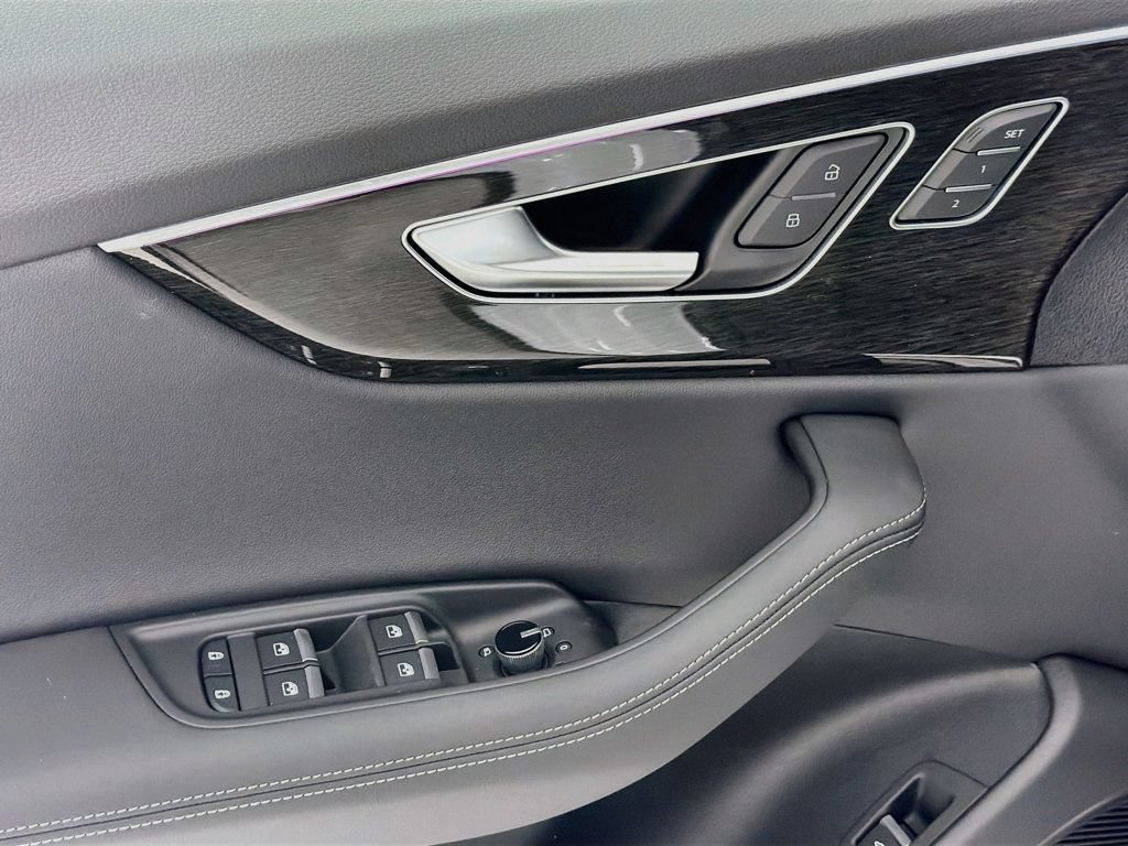 New 2026 Audi Q8 Premium Plus AWD/4WD image 18