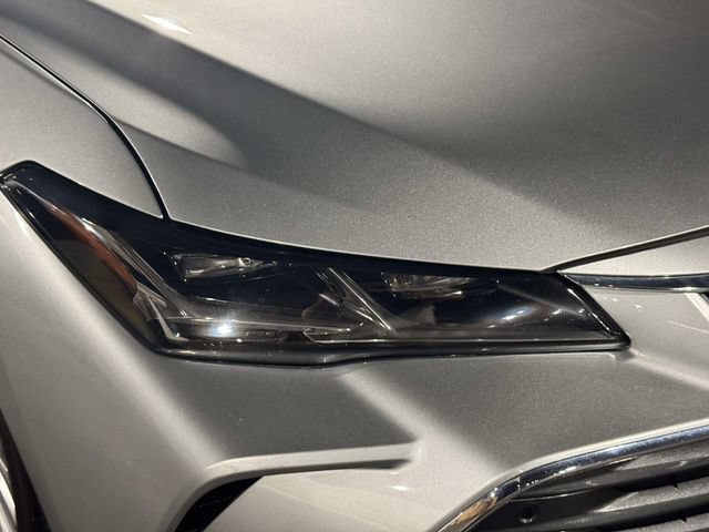 Used 2020 Toyota Avalon Limited w/ Advanced Safety Package FWD image 12