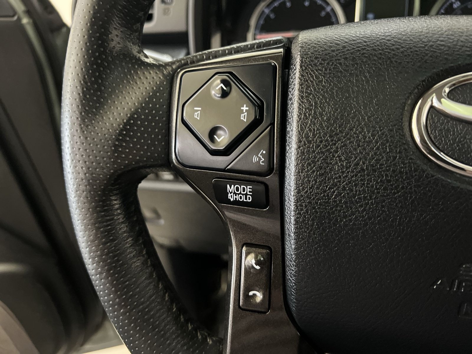 Used 2021 Toyota 4Runner TRD Pro AWD/4WD image 36