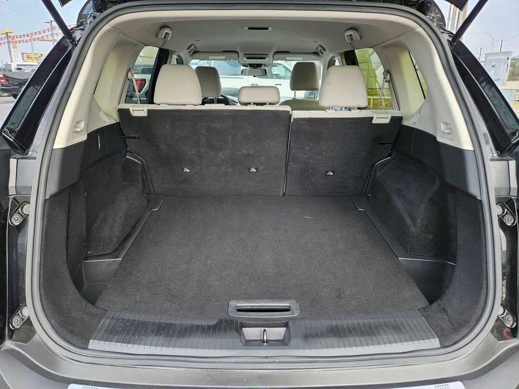 Used 2023 Nissan Rogue SV image 26